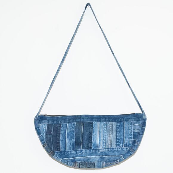 Upcycled carhartt messenger bag / crossbody bag - Picture 4 of 8